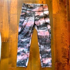 Lululemon Wunder Under Crop Leggings